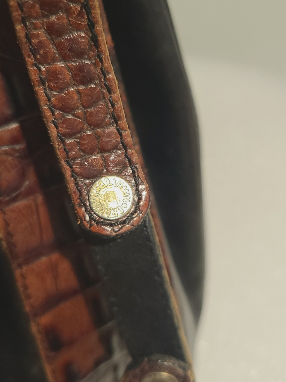 Brahmin Brown Croc-Embossed Flap Black Leather Crossbody - Picture 4 of 9